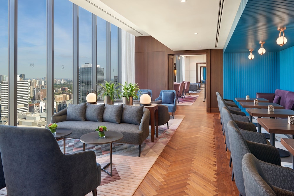 Club Suite, 1 Bedroom - Photo 20