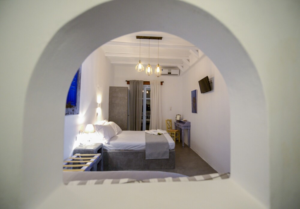 Deluxe Triple Room, Sea View (Guesthouse)