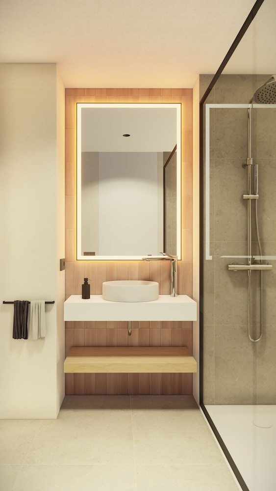 Family Room, Balcony