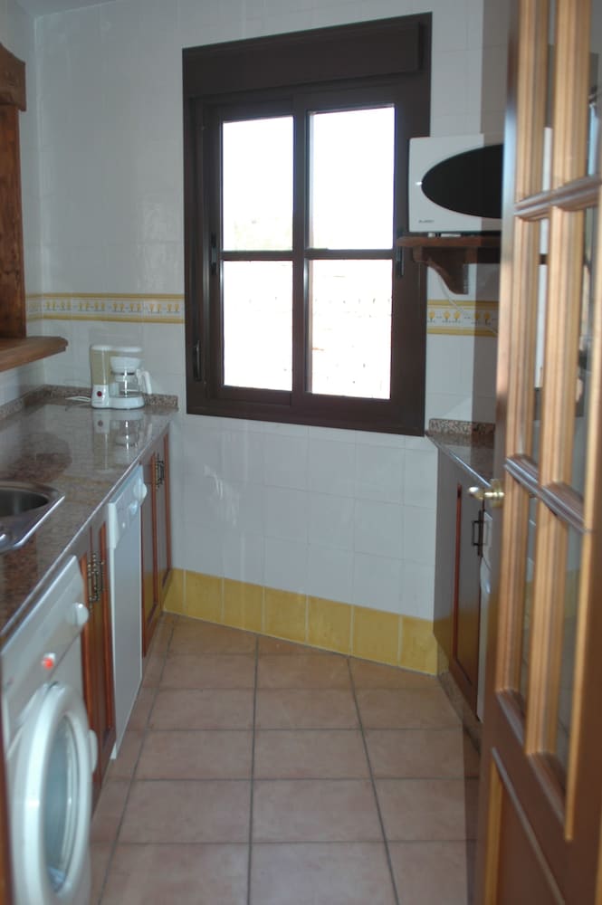 Apartment, 2 Bedrooms, Terrace photo 2