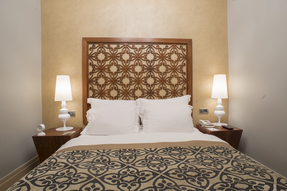Comfort Room, 1 Queen Bed with Sofa bed, Non Smoking photo 2