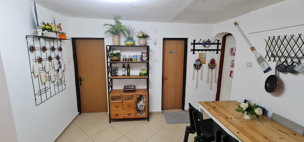 Classic Apartment photo 3