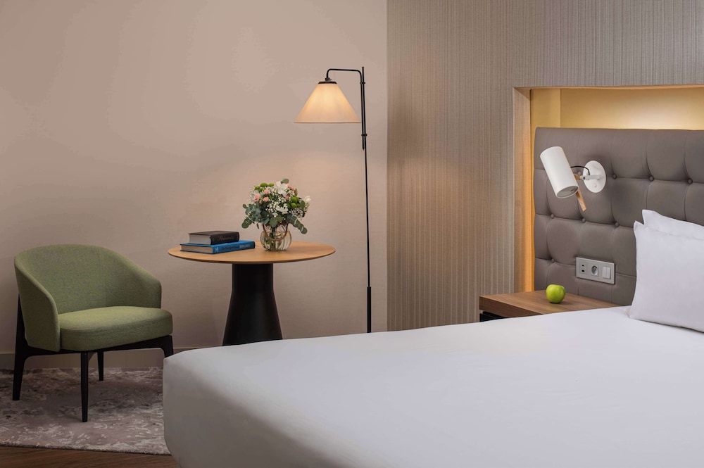 Junior Suite (Extra Bed 2 adults + 2 children) - Photo 6