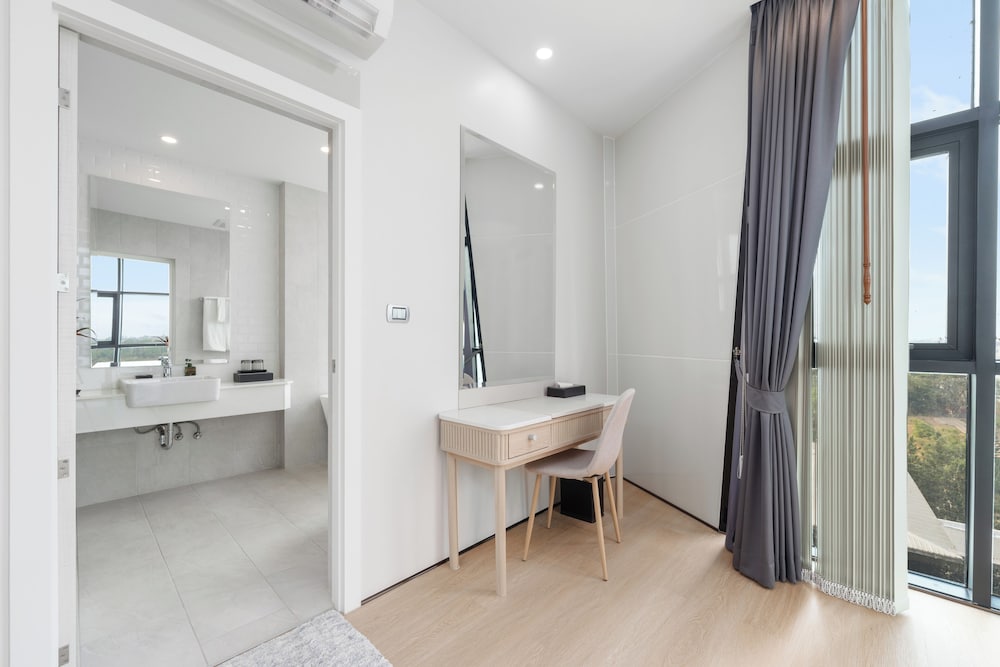 Family Suite, 2 Bedrooms - Photo 4