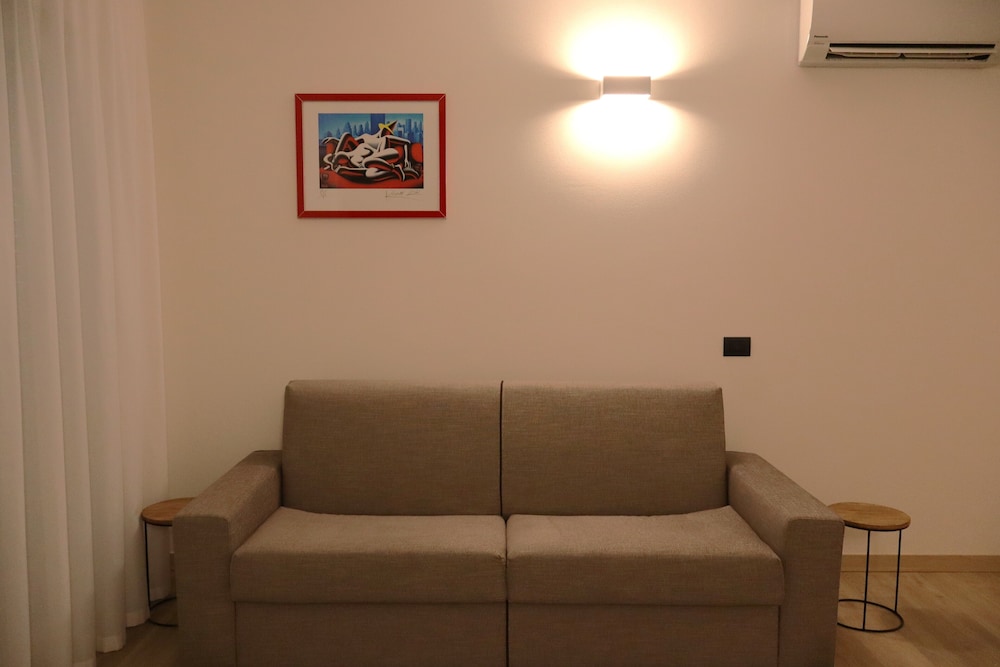 Standard Apartment, Ground Floor photo 3