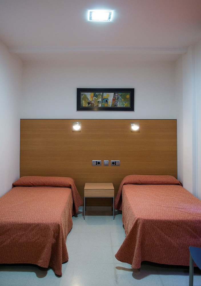 Basic Double Room, Private Bathroom
