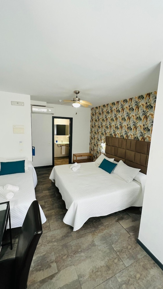 Standard Triple Room photo 3