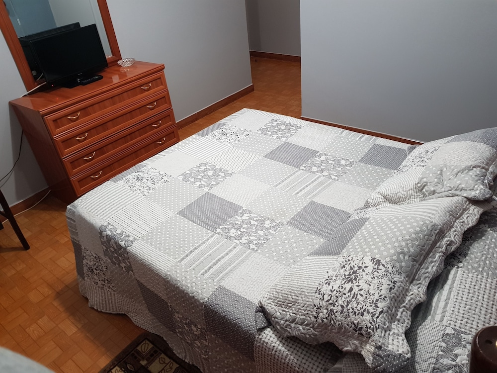 Double Room - Photo 4