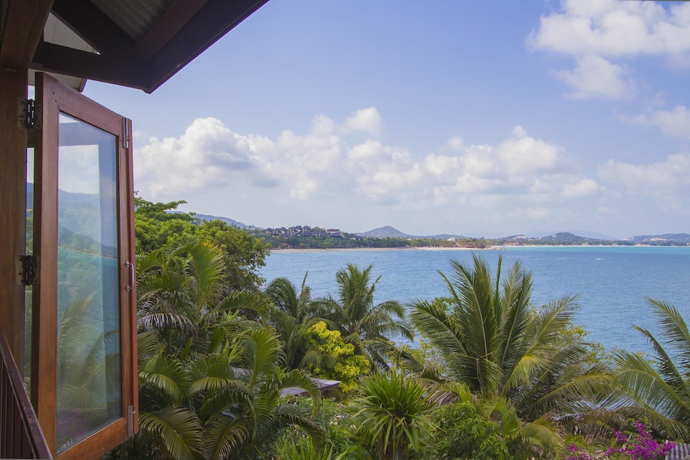 Ocean view Executive 2-bedroom Villa photo 2
