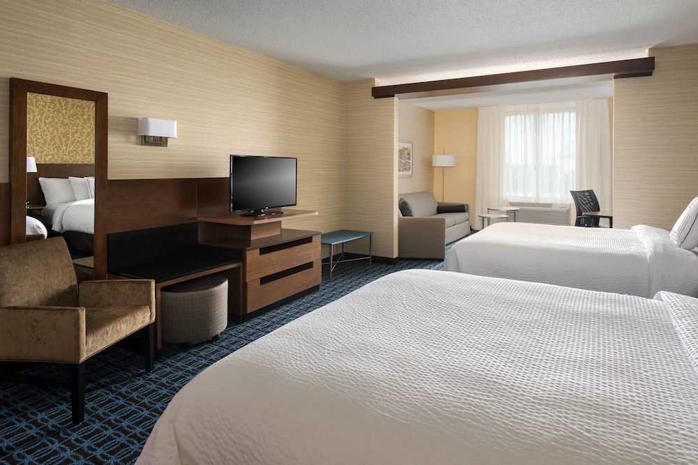 Suite, Multiple Beds