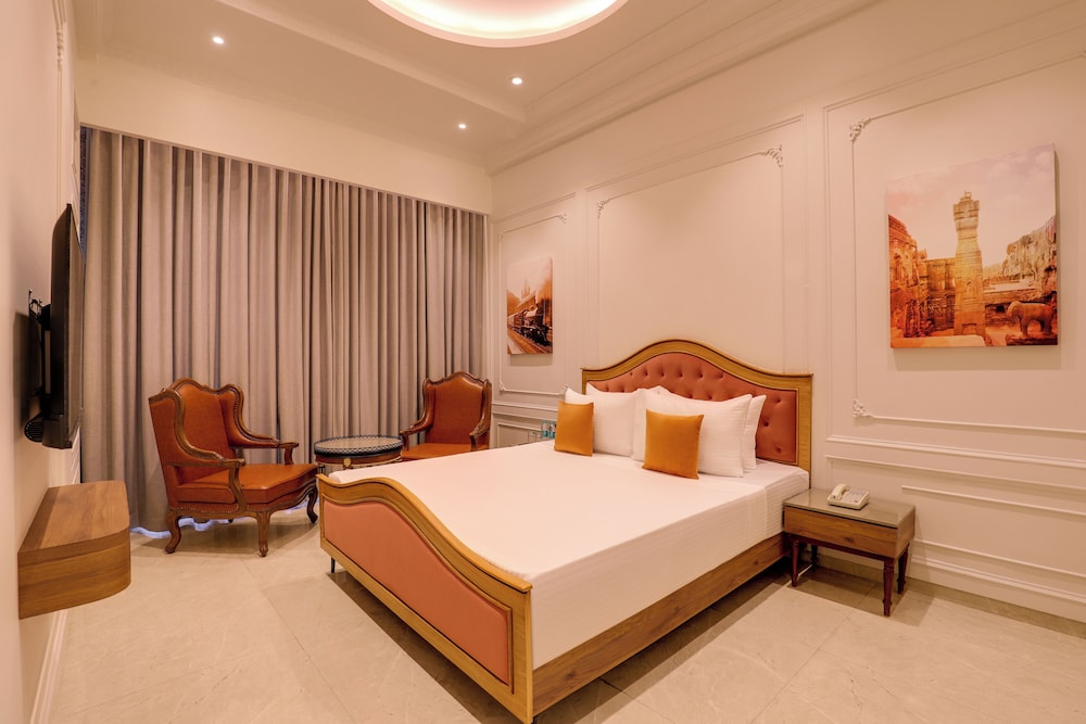 Deluxe Suite