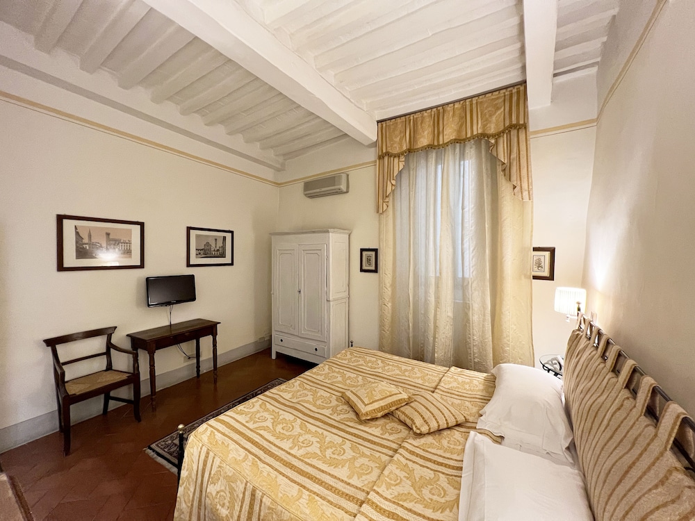 Economy Room photo 2