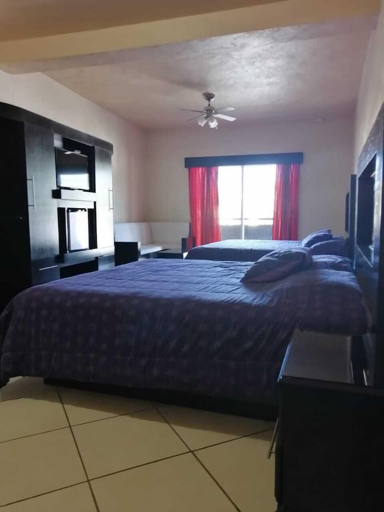 Deluxe Double Room, 2 Double Beds, Accessible, Allergy Friendly