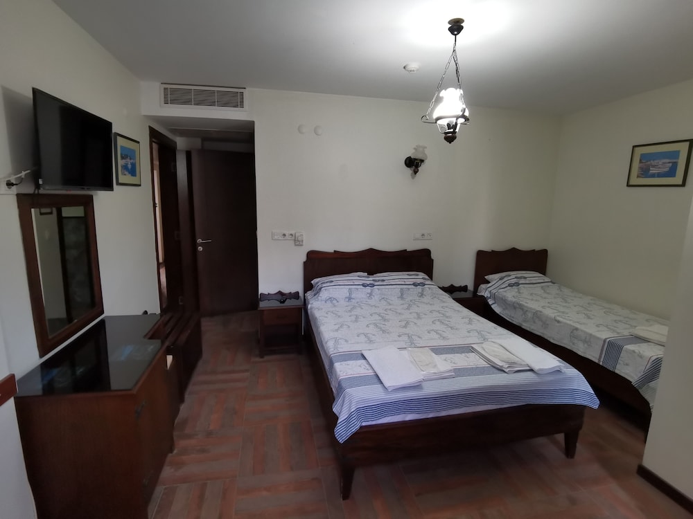 Standard Triple Room photo 1