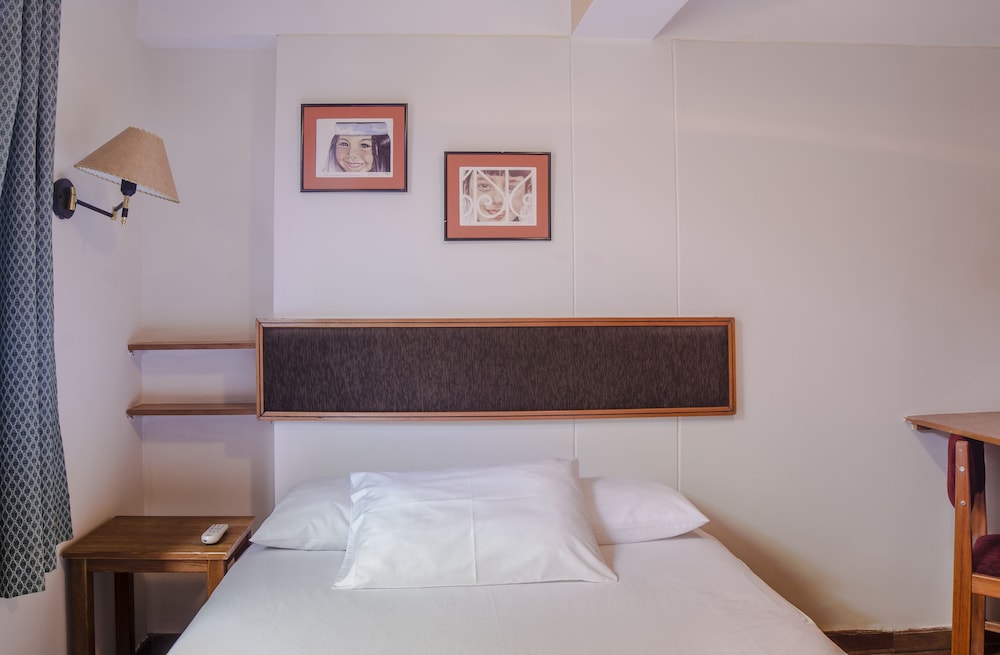 Standard Double Room photo 3
