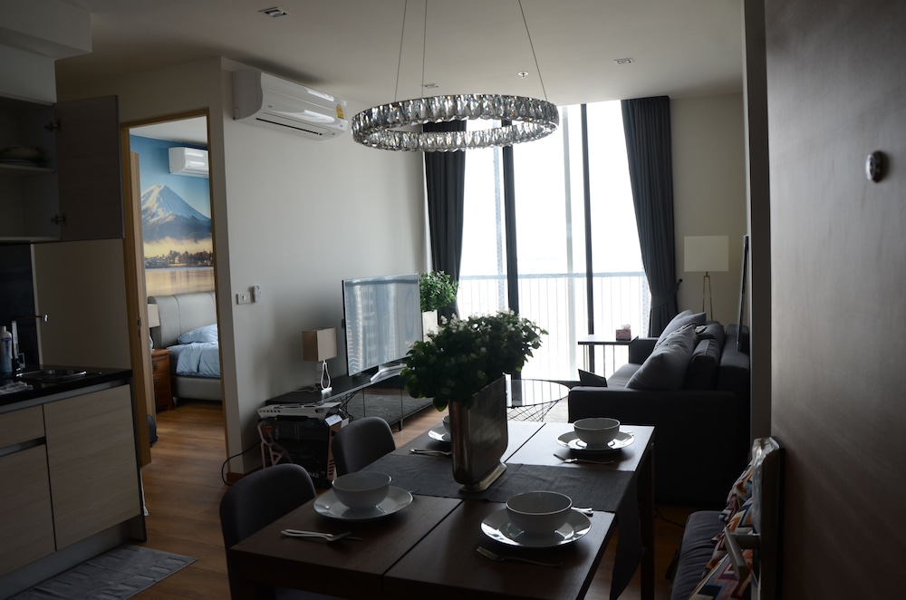 Luxury 2 Bedrooms photo 2