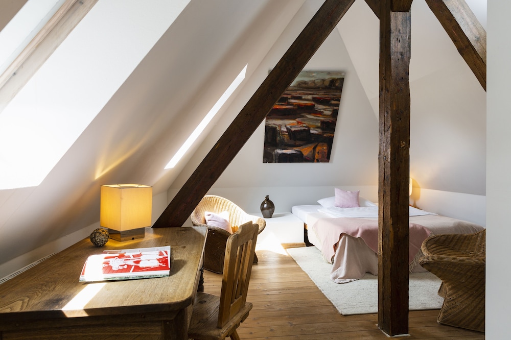 Standard Room photo 2