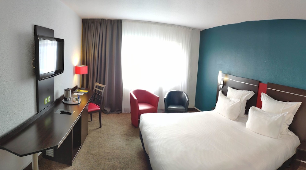Classic Room, 1 King Bed (King) - Photo 4