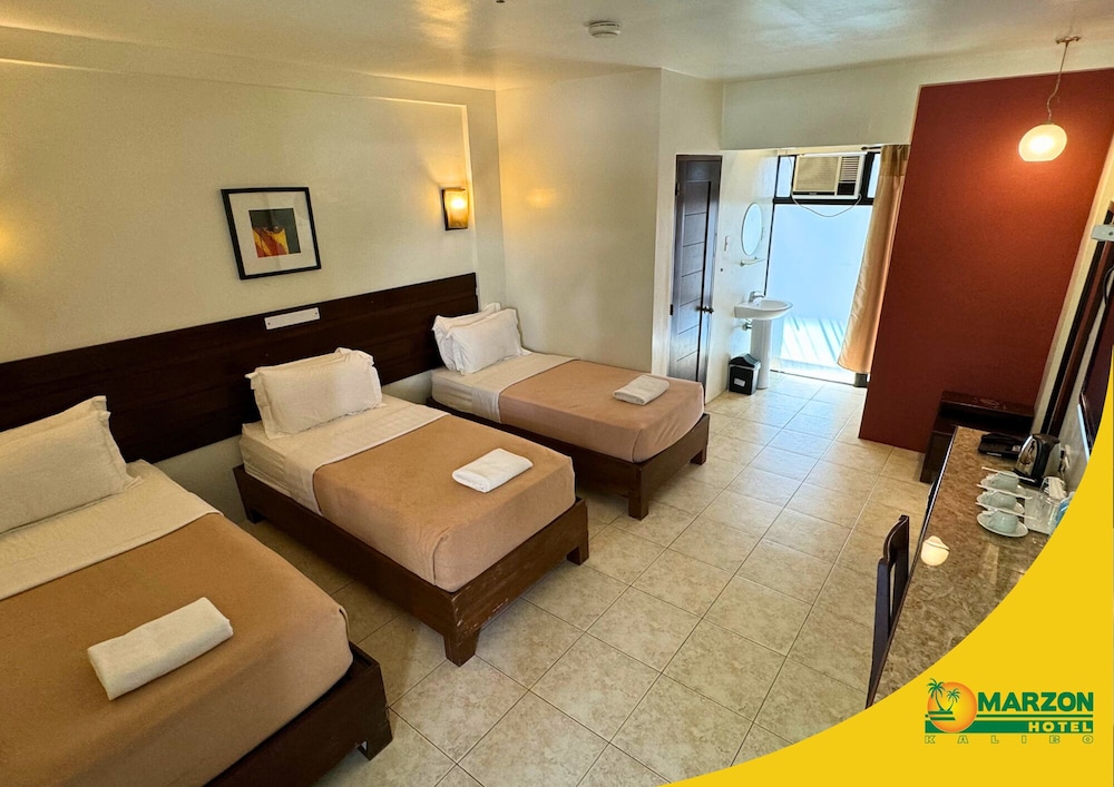 Standard Triple Room - Photo 2