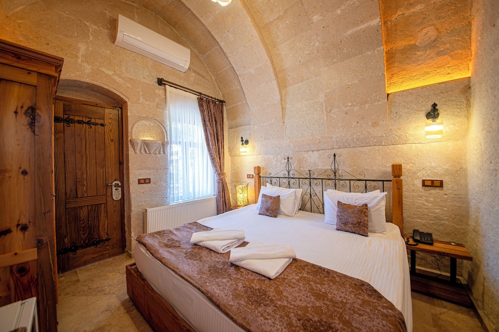 Standard Room - Photo 1