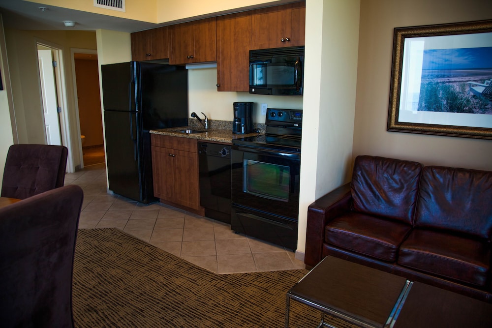 Traditional Condo, 1 King Bed with Sofa bed, Partial Sea View photo 3
