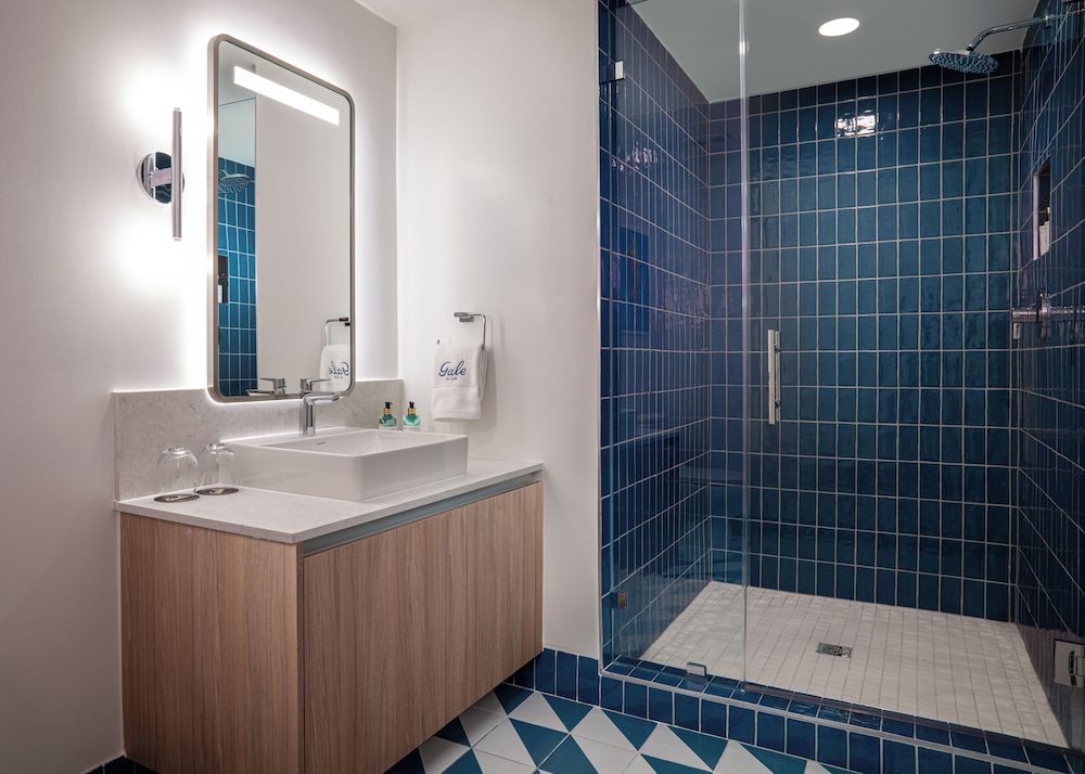 Cityview One Bedroom Suite Accessible with Balcony thumbnail 6