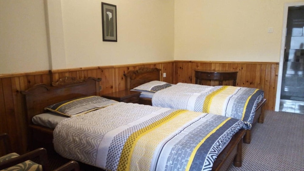 Deluxe Twin Room photo 3