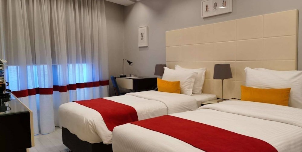 Standard Twin Room, 2 Twin Beds - Photo 1