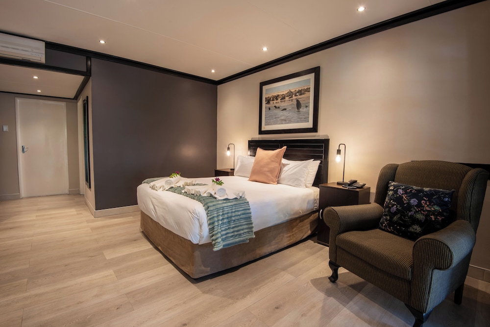 Luxury Double Room, 1 Queen Bed, Garden View