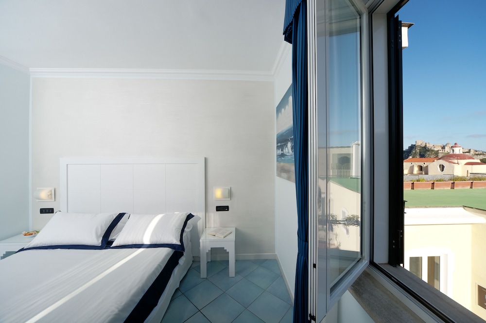 Comfort Double or Twin Room photo 3