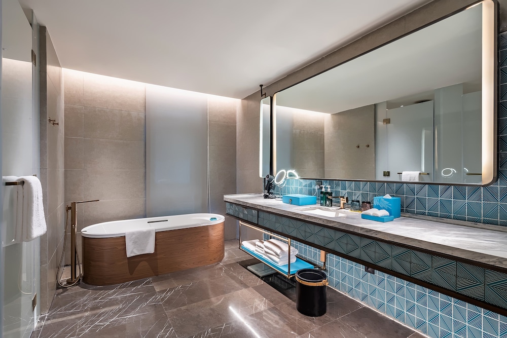 1 Bedroom Suite - Photo 7