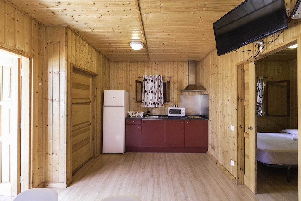 Superior Bungalow photo 3