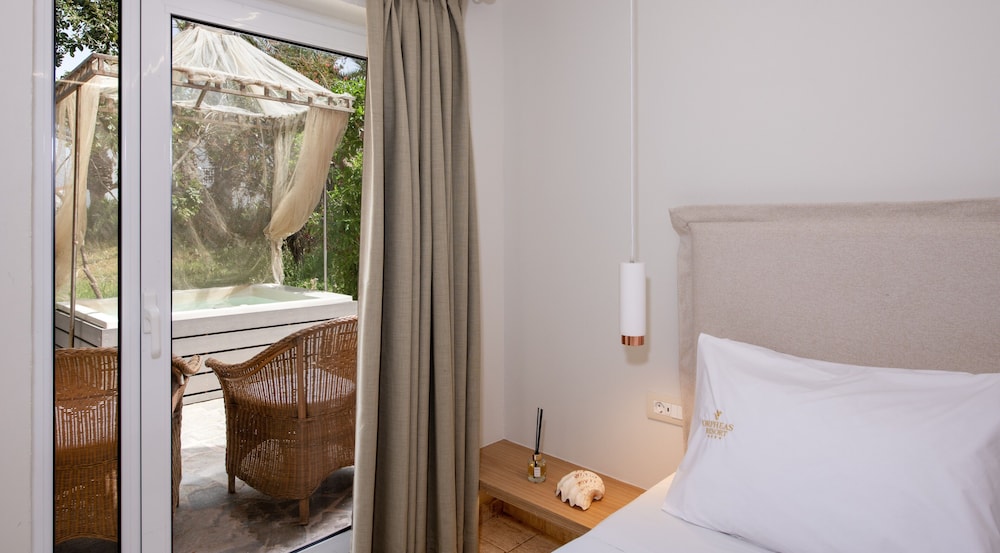 Comfort Double Room, Hot Tub, Garden View photo 3