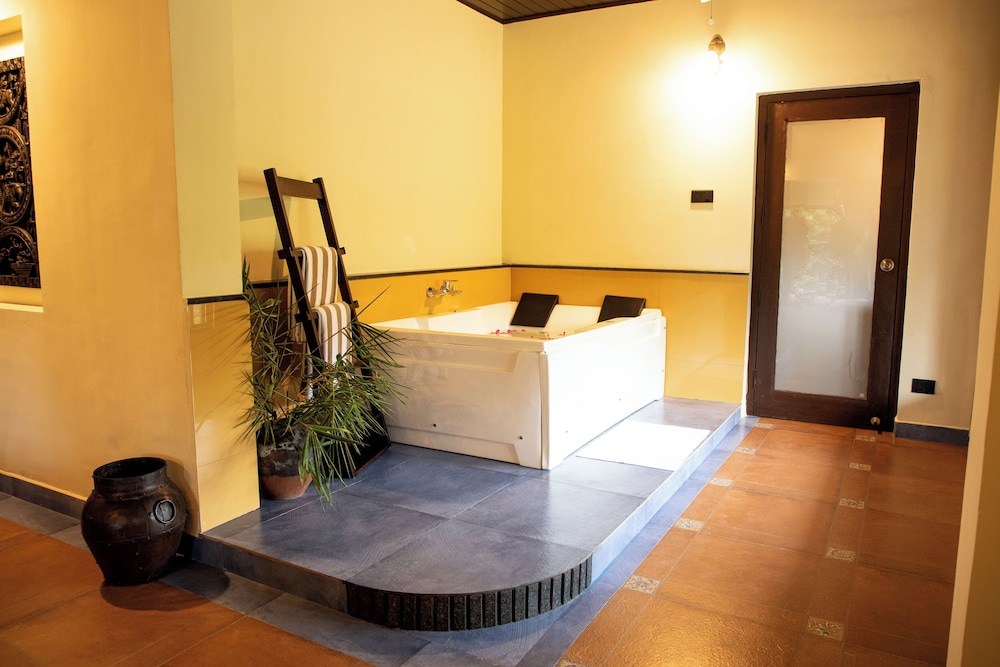 Bungalow Suite - Photo 6