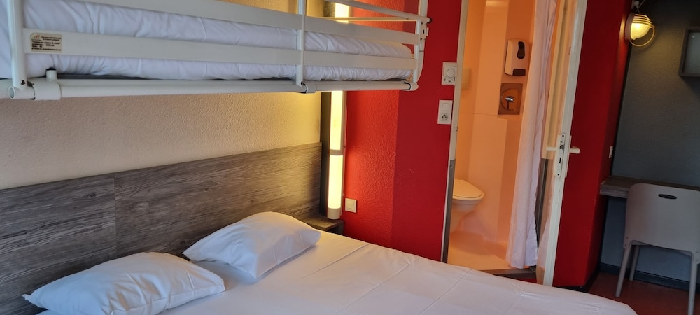 Room, 1 Double Bed - Photo 1