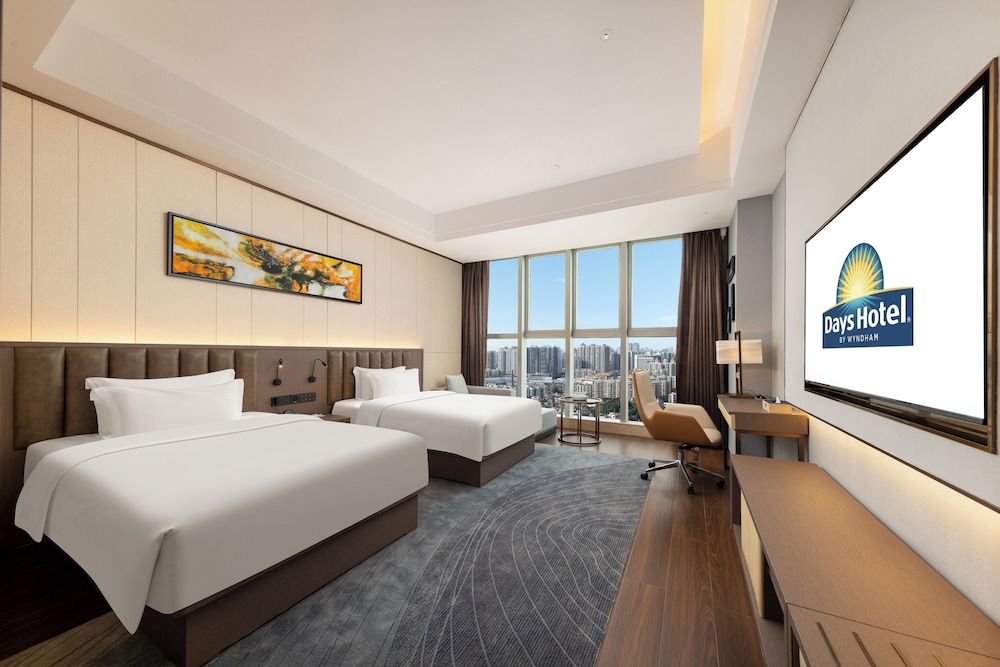 Superior Double Room, City View