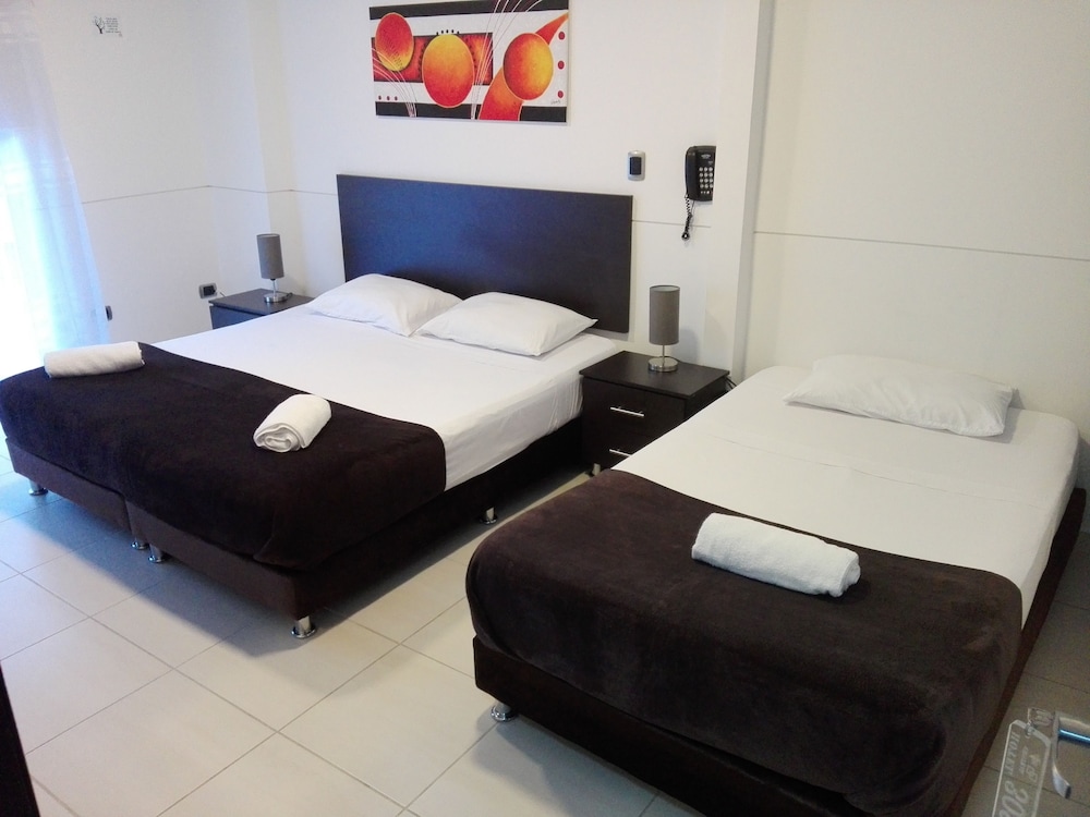 Standard Triple Room, 1 Bedroom photo 2