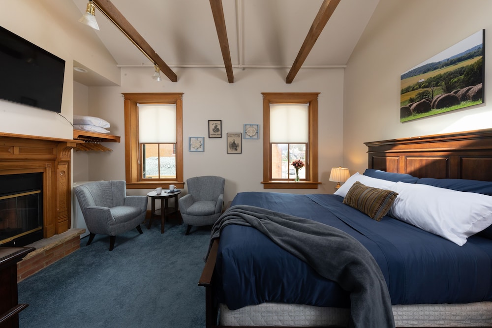 Grand Single Room