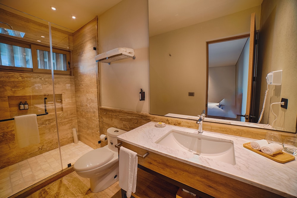Superior Double Room, City View photo 2