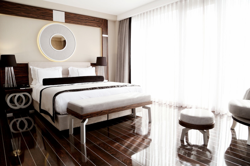 Suite, 1 Double Bed (Penthouse) photo 3