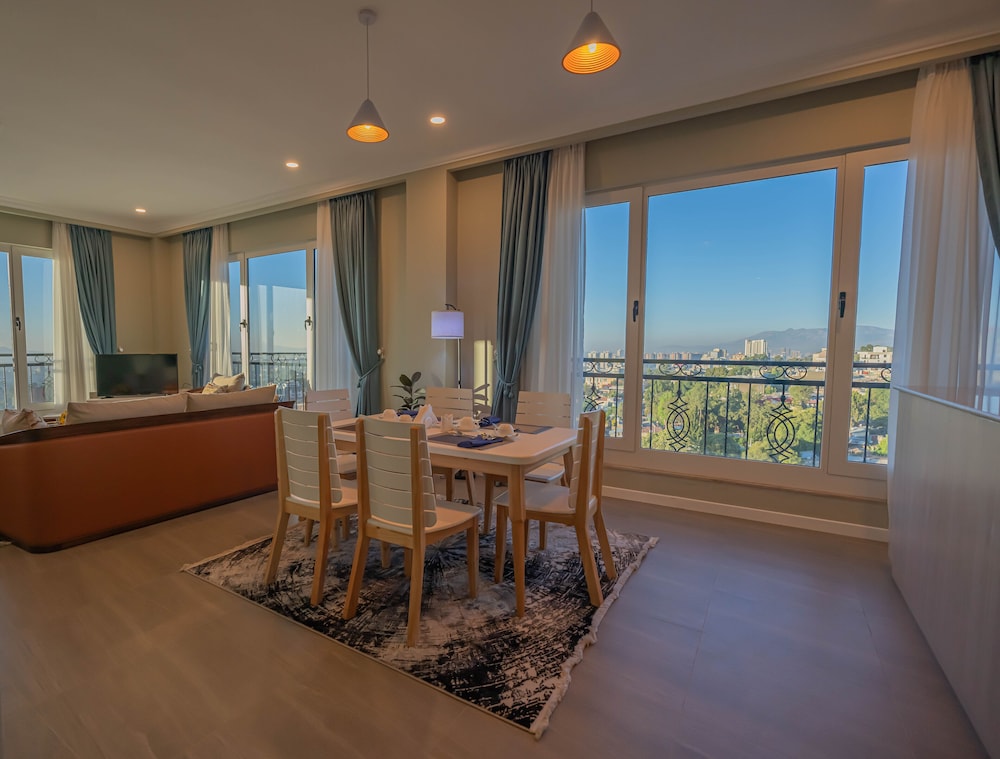 Grand Suite - Photo 18
