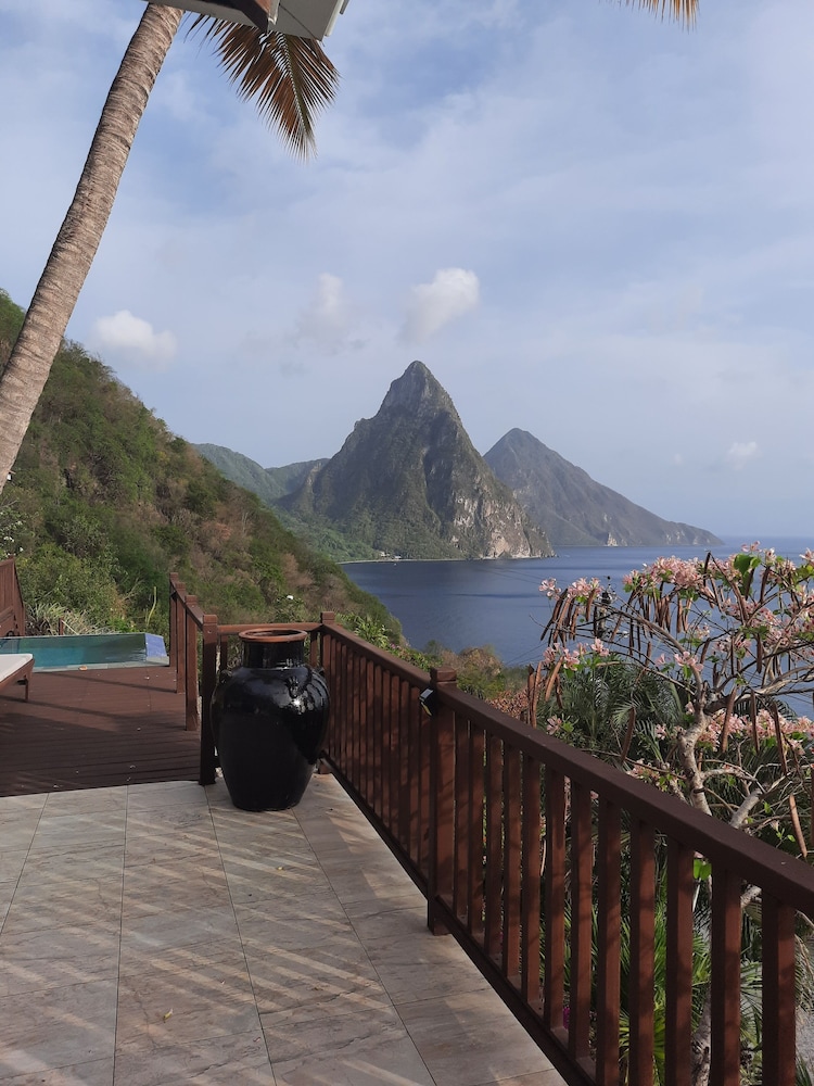 Luxury Villa photo 1