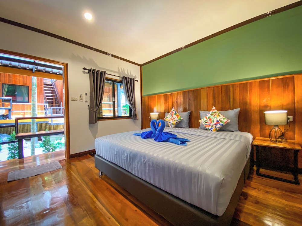 Grand Deluxe Bungalow photo 3