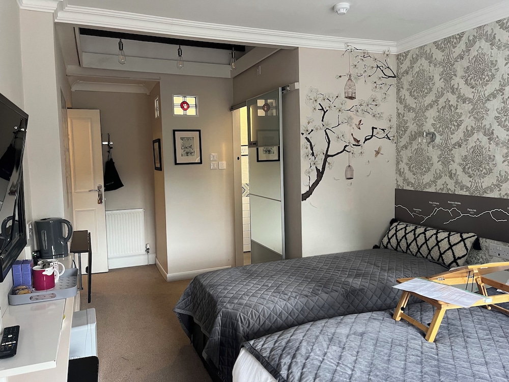 Standard Triple Room - Photo 4