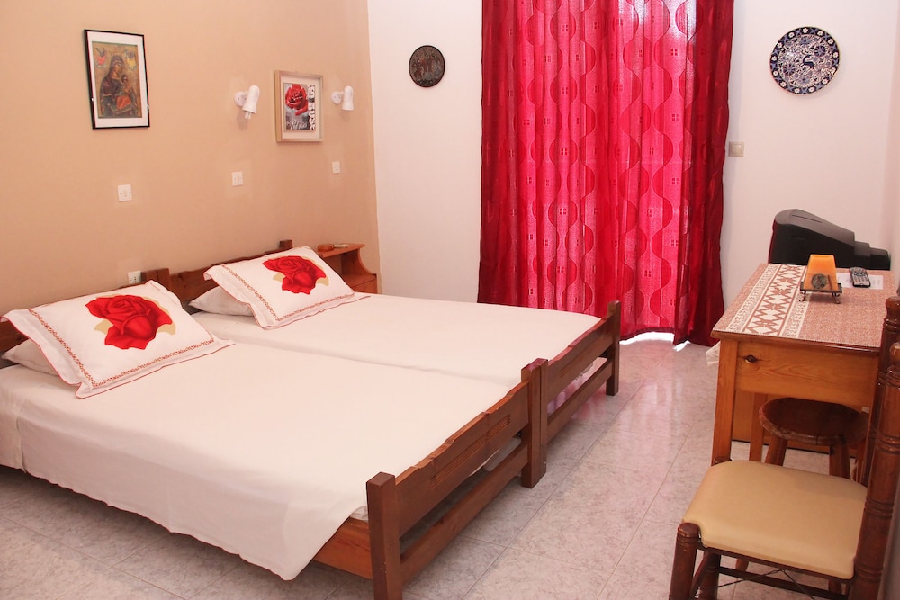 Double or Twin Room photo 1