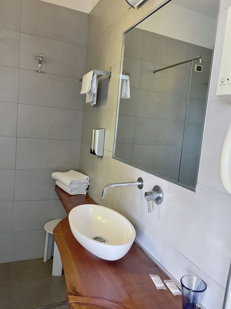 Double Room, 1 Double or 2 Twin Beds - Photo 4
