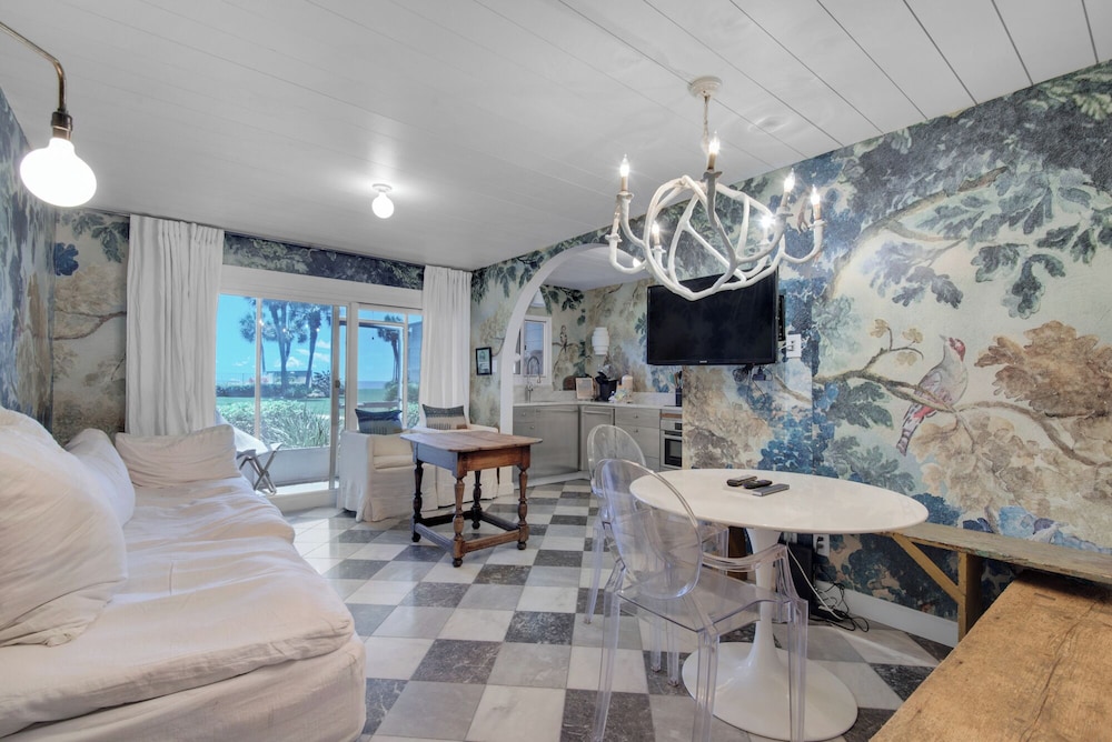 Condo, Multiple Beds, Patio, Partial Ocean View (Sand Cliffs 107 - No Pets Allowed)