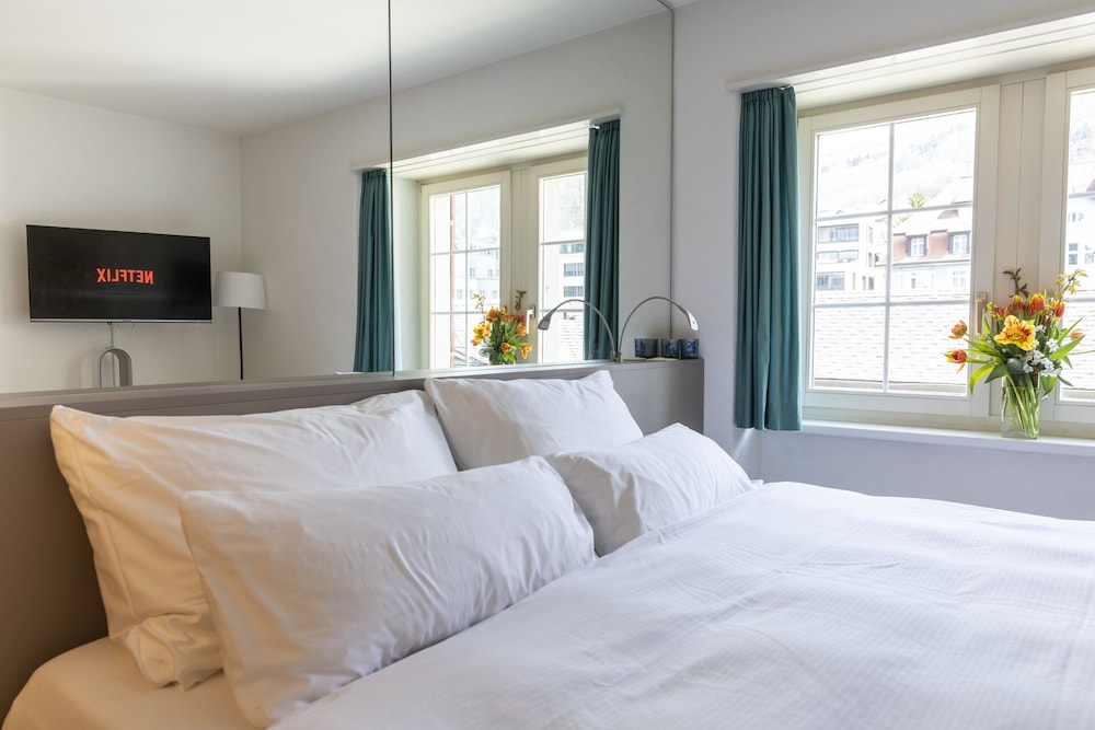 Business Studio, 2 Twin Beds, Kitchen photo 2