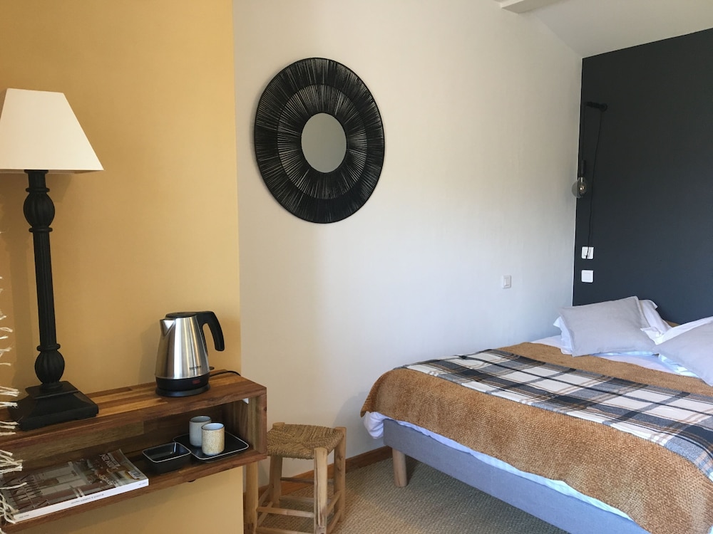 Classic Double Room, Private Bathroom, Garden View
