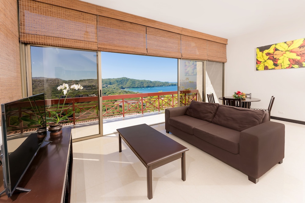 Premium Ocean View Villa - Photo 4
